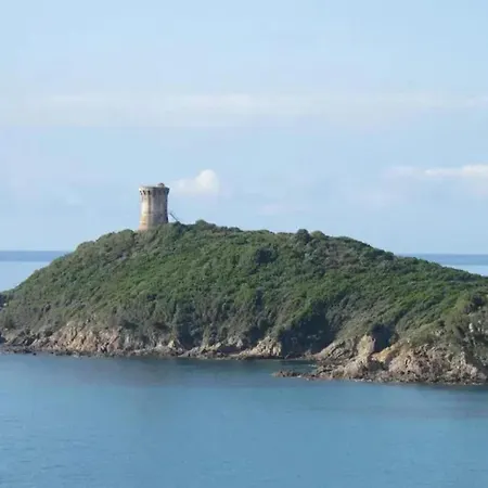 In Southern Corsica 度假居 *